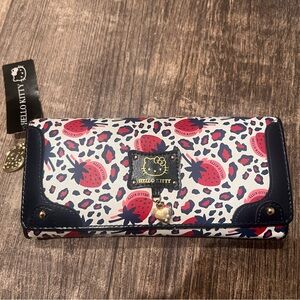 Hello Kitty Strawberry Pattern Wallet